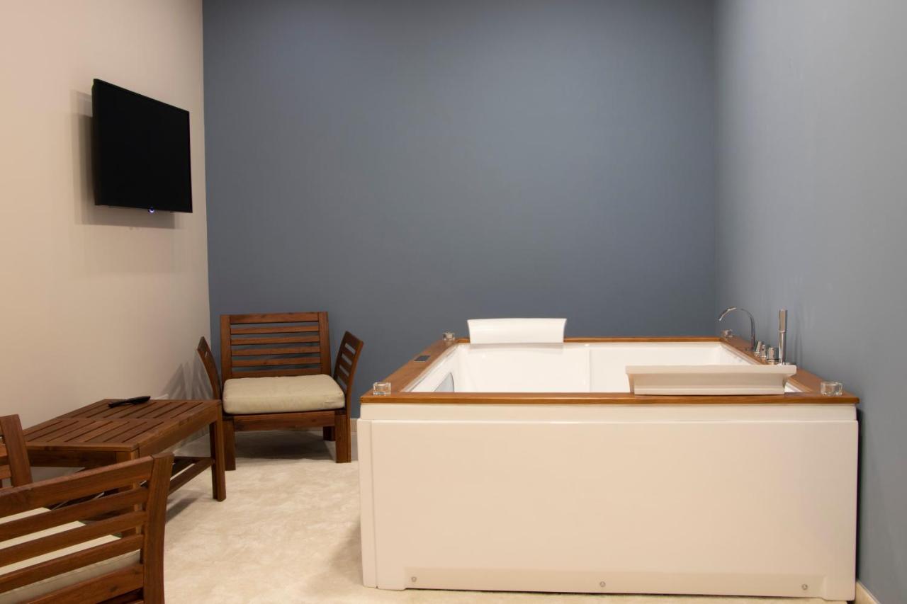 Athena Rooms With Private Spa باكينو المظهر الخارجي الصورة