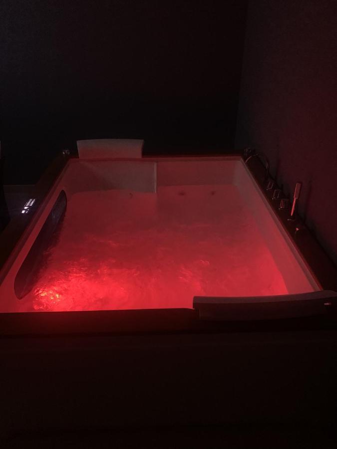 Athena Rooms With Private Spa باكينو المظهر الخارجي الصورة