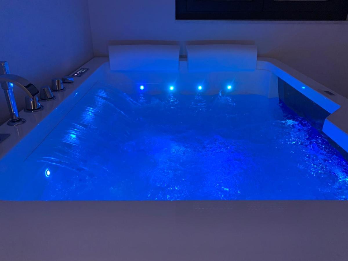 Athena Rooms With Private Spa باكينو المظهر الخارجي الصورة