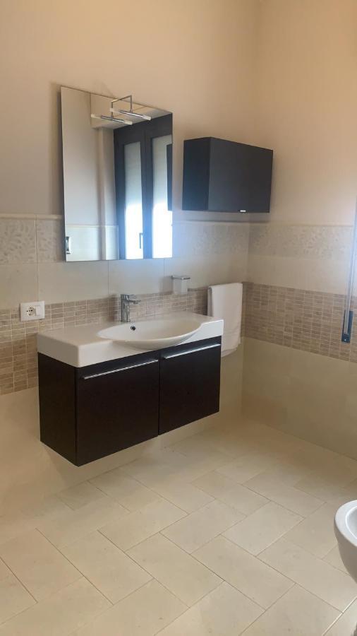 Athena Rooms With Private Spa باكينو المظهر الخارجي الصورة
